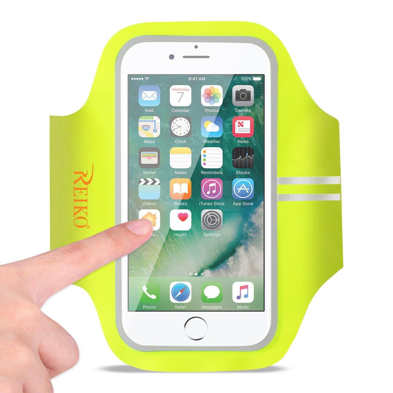 Reiko Running Sports Armband for 5.5 Inches Device in Green (5.5x5.5 Inches)